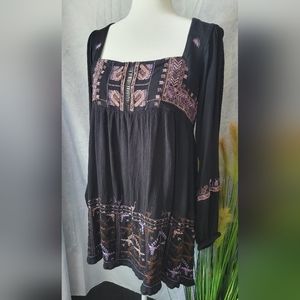 Cute ladies long sleeve dress...id#018